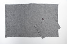 Load image into Gallery viewer, TUHKA Linen Waffle Bath Towel