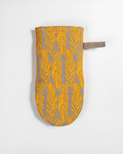 Lataa kuva Galleria-katseluun, IVANA HELSINKI PRINT SULKA lakka-patakinnas