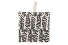Load image into Gallery viewer, SULKA Potholder Linen/Black