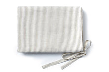 Load image into Gallery viewer, KAISLA 100% Linen Duvet Cover