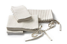 Load image into Gallery viewer, KAISLA 100% Linen Pillowcase