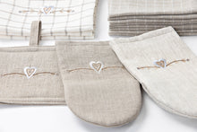 Load image into Gallery viewer, HIEKKA 100% Linen Potholder