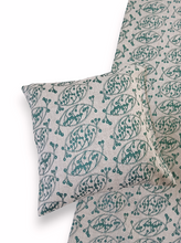 Lataa kuva Galleria-katseluun, MARJA tyynynpäällinen 100% pellava pellava-helmiäishavu
