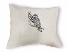 Lataa kuva Galleria-katseluun, Pöllö tyynyliina 100% pellava
