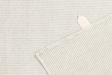 Load image into Gallery viewer, HIEKKA Washed Linen Waffle Hand Towel
